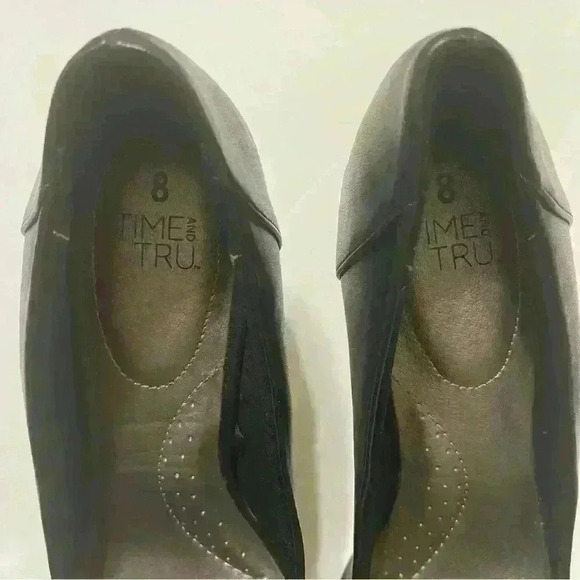 Time And Tru Classic Pumps Heels Womens 8 US Black Stylish Stiletto Heels - Picture 7 of 8
